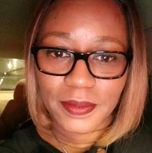 Meet your Posher, Latasha